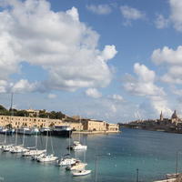 Вилла на второй линии моря/озера на Мальте, Слима, 200 кв.м.
