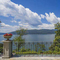 Villa at the first line of the sea / lake in Italy, Palau, 610 sq.m.