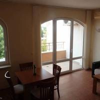 Flat at the second line of the sea / lake in Bulgaria, Burgas Province, Elenite, 73 sq.m.