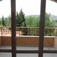 Flat at the second line of the sea / lake in Bulgaria, Burgas Province, Elenite, 73 sq.m.