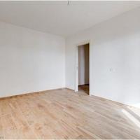 Apartment in the suburbs in Italy, Lazio, 70 sq.m.