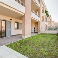 Apartment in the suburbs in Italy, Lazio, 70 sq.m.