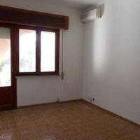 Flat at the second line of the sea / lake, in the suburbs in Italy, Lazio, 85 sq.m.