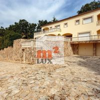 Вилла в Испании, Каталония, Жирона, 438 кв.м.