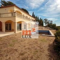Вилла в Испании, Каталония, Жирона, 438 кв.м.