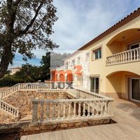 Вилла в Испании, Каталония, Жирона, 438 кв.м.