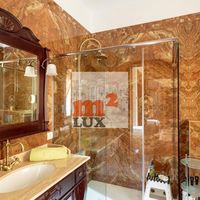 Вилла в пригороде в Испании, Каталония, Жирона, 550 кв.м.