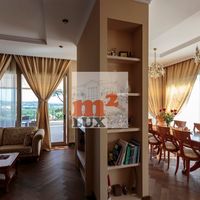 Вилла в пригороде в Испании, Каталония, Жирона, 550 кв.м.