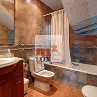 Вилла в горах в Испании, Каталония, Льорет-де-Мар, 300 кв.м.