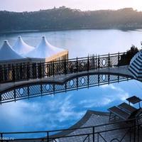 Hotel at the first line of the sea / lake, in the suburbs in Italy, Trevi nel Lazio