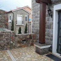 Квартира на первой линии моря/озера в Черногории, Тиват, Радовичи, 67 кв.м.