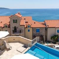 Flat in Montenegro, Tivat, Radovici, 110 sq.m.