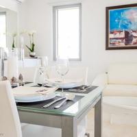 Квартира в Черногории, Тиват, 58 кв.м.