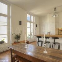 Apartment in the city center in France, Ile-de-France, Paris, 60 sq.m.