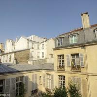 Apartment in the city center in France, Ile-de-France, Paris, 60 sq.m.