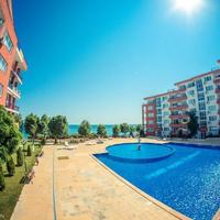 Apartment at the first line of the sea / lake in Bulgaria, Sveti Vlas, 45 sq.m.