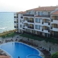 Apartment at the first line of the sea / lake in Bulgaria, Sveti Vlas, 71 sq.m.