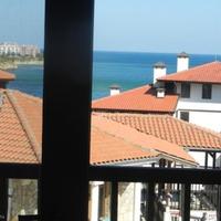 Apartment at the first line of the sea / lake in Bulgaria, Sveti Vlas, 71 sq.m.