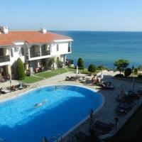 Apartment at the first line of the sea / lake in Bulgaria, Sveti Vlas, 71 sq.m.