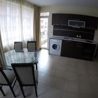 Апартаменты в центре города в Болгарии, Солнечный Берег, 59 кв.м.