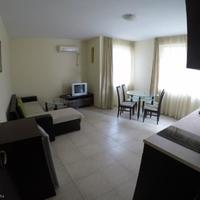 Апартаменты в центре города в Болгарии, Солнечный Берег, 59 кв.м.