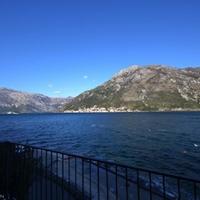 Flat at the first line of the sea / lake in Montenegro, Kotor, Perast, 87 sq.m.