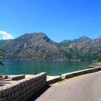 Flat at the first line of the sea / lake in Montenegro, Kotor, 40 sq.m.