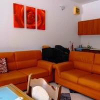 Flat at the first line of the sea / lake in Montenegro, Kotor, 40 sq.m.