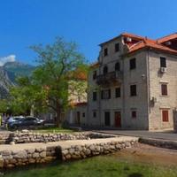 Квартира на первой линии моря/озера в Черногории, Котор, 31 кв.м.