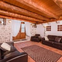 Квартира на первой линии моря/озера в Черногории, Котор, Пераст, 93 кв.м.