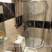 Flat at the first line of the sea / lake in Montenegro, 92 sq.m.