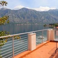 Квартира на первой линии моря/озера в Черногории, 51 кв.м.