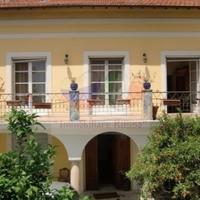 Дом в центре города в Италии, Сан-Донино, 240 кв.м.