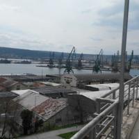 Flat at the first line of the sea / lake in Bulgaria, Varna region, 69 sq.m.