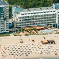 Apartment at the first line of the sea / lake in Bulgaria, Golden Sands, 80 sq.m.