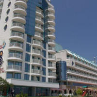 Apartment at the first line of the sea / lake in Bulgaria, Golden Sands, 80 sq.m.