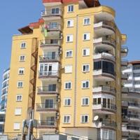 Квартира на второй линии моря/озера, в центре города в Турции, 120 кв.м.