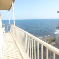 Flat at the first line of the sea / lake in Spain, Comunitat Valenciana, Alicante, 75 sq.m.