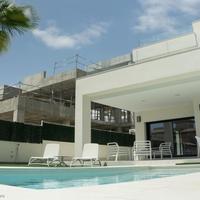 Вилла на первой линии моря/озера, в пригороде в Испании, Валенсия, Аликанте, 250 кв.м.