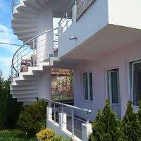 House in the suburbs in Montenegro, Kotor, 180 sq.m.