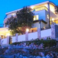 Villa at the first line of the sea / lake, in the suburbs in Montenegro, Kotor, 497 sq.m.