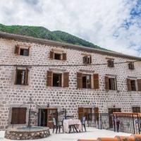 House at the first line of the sea / lake in Montenegro, Kotor, Perast, 327 sq.m.