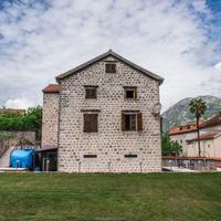 Дом на первой линии моря/озера в Черногории, Котор, Пераст, 327 кв.м.