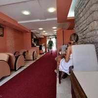 Отель (гостиница) на второй линии моря/озера, в центре города в Черногории, Будва, Пржно, 1338 кв.м.