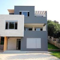 House at the second line of the sea / lake in Montenegro, Kotor, 350 sq.m.