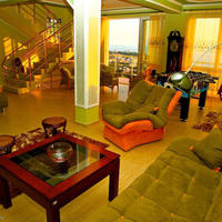 Вилла на второй линии моря/озера, в пригороде в Черногории, Котор, 375 кв.м.