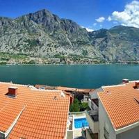 Hotel at the second line of the sea / lake in Montenegro, Kotor, 360 sq.m.