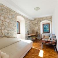 Villa at the first line of the sea / lake, in the suburbs in Montenegro, 165 sq.m.
