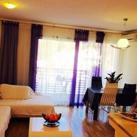 Flat at the first line of the sea / lake in Montenegro, Budva, 80 sq.m.