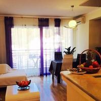 Flat at the first line of the sea / lake in Montenegro, Budva, 80 sq.m.